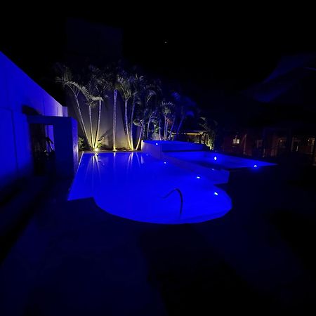 Altos Del Iguazu Hotel ปูแอร์โตอีกวาซู ภายนอก รูปภาพ