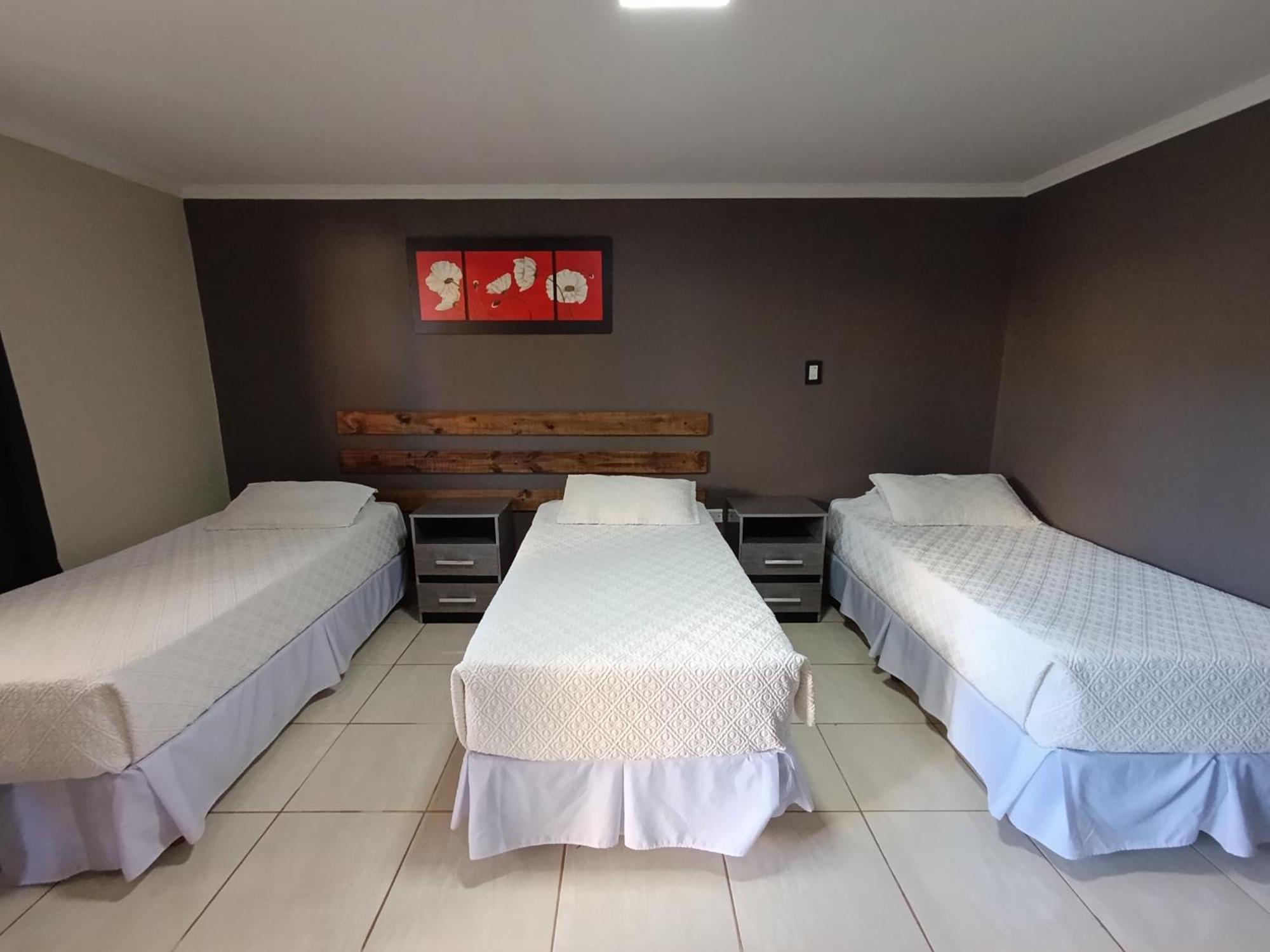 Altos Del Iguazu Hotel ปูแอร์โตอีกวาซู ภายนอก รูปภาพ